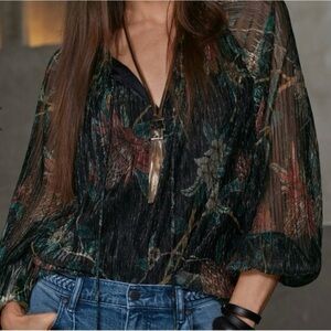 Johnny Was Evelina Metallic Blouse SzM NWOT